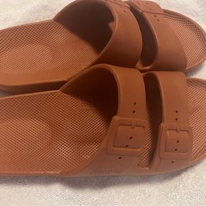 Freedom Moses Sandal